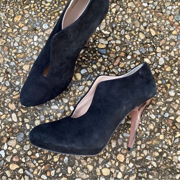 Claudia Ciuti Italy black suede Stiletto Booties 9.5 - Picture 8 of 9